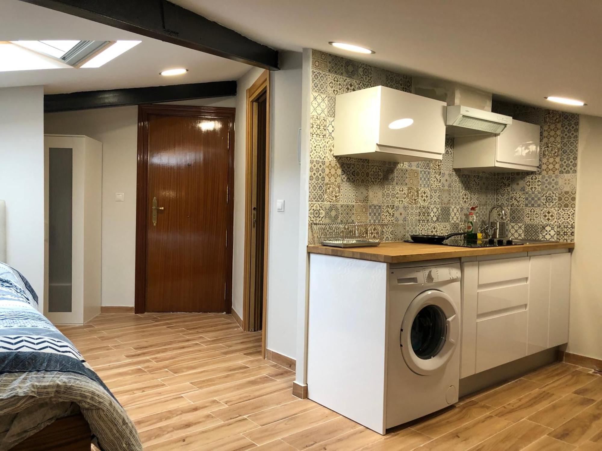 Habitacion Con Cocina Y Bano Bilbao Exterior foto